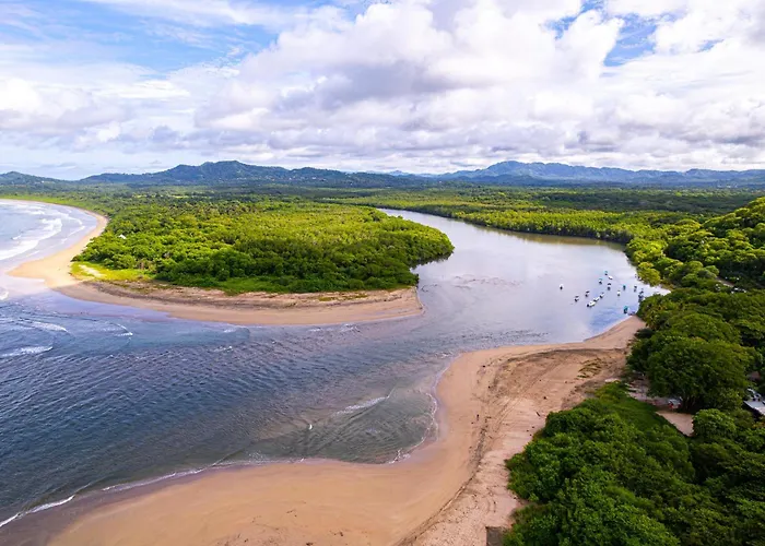 El Diria 301- Ocean View 3 Bedroom Apartment Tamarindo